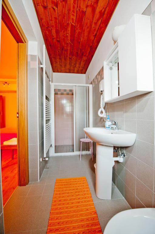 Bed and Breakfast Cip & Ciop Buia Zimmer foto